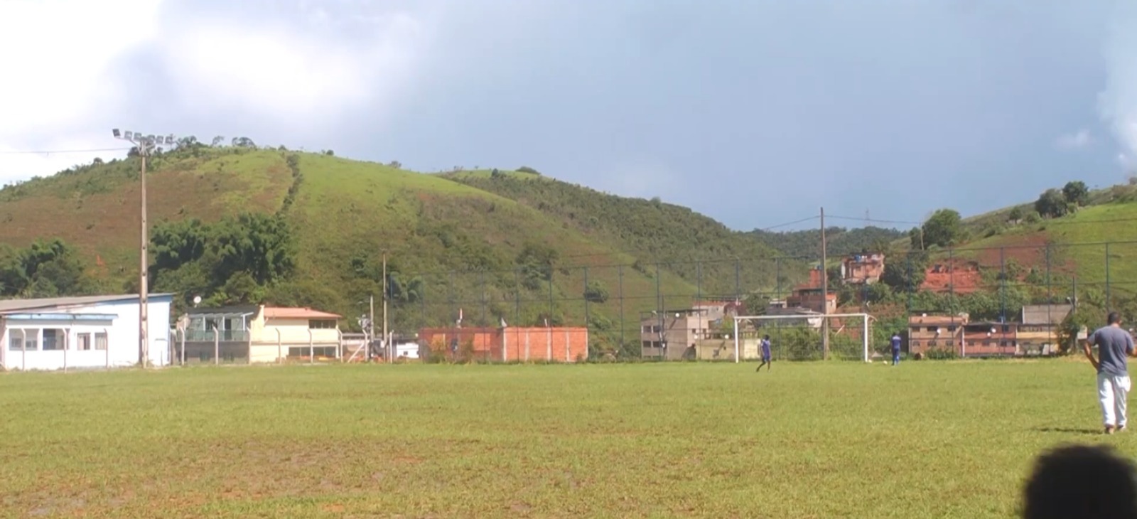 Sematel estuda reforma no Campo do Independente, no Bairro Córrego do Ouro, em Santos Dumont